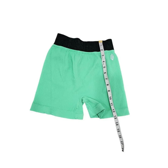 Free People Prajna Seamless Shorts Sz M/L - Picture 6 of 8